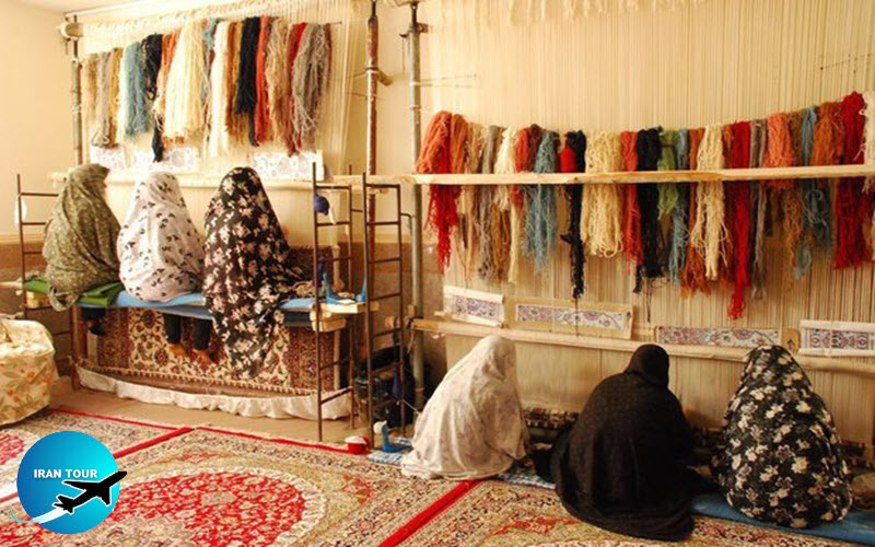 Traditional Carpet Weaving in Kashan