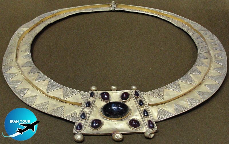 Parthian golden necklace, 2nd century AD, Iran, Reza Abbasi Museum