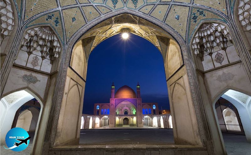 Aghabozorg/Agha_Bozorg_mosque_Kashan_Entrance_door.