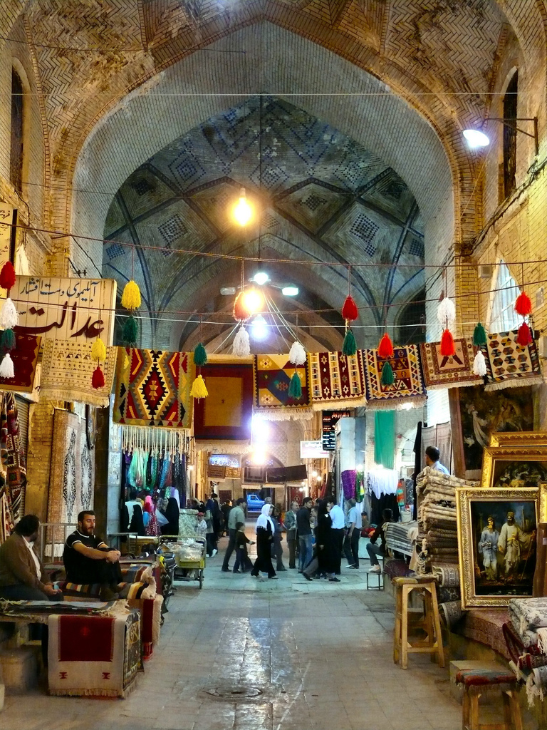 Vakil Bazaar & Sara ye Moshir