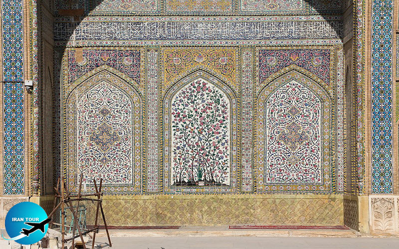 Vakil Mosque the Tilework of walls